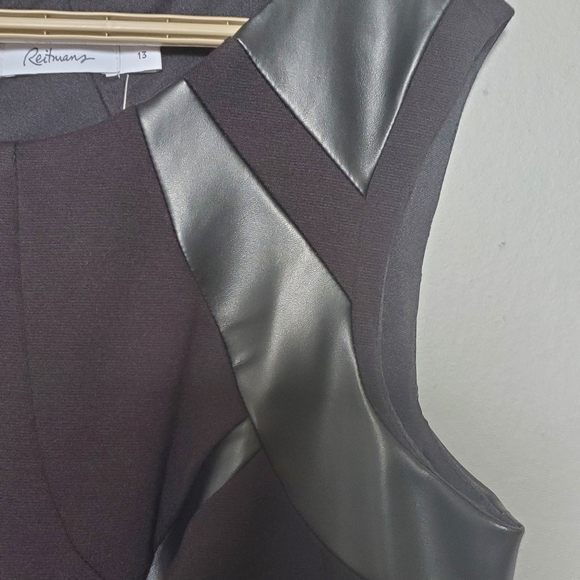 The Little Black Dress - Picture 3 of 7